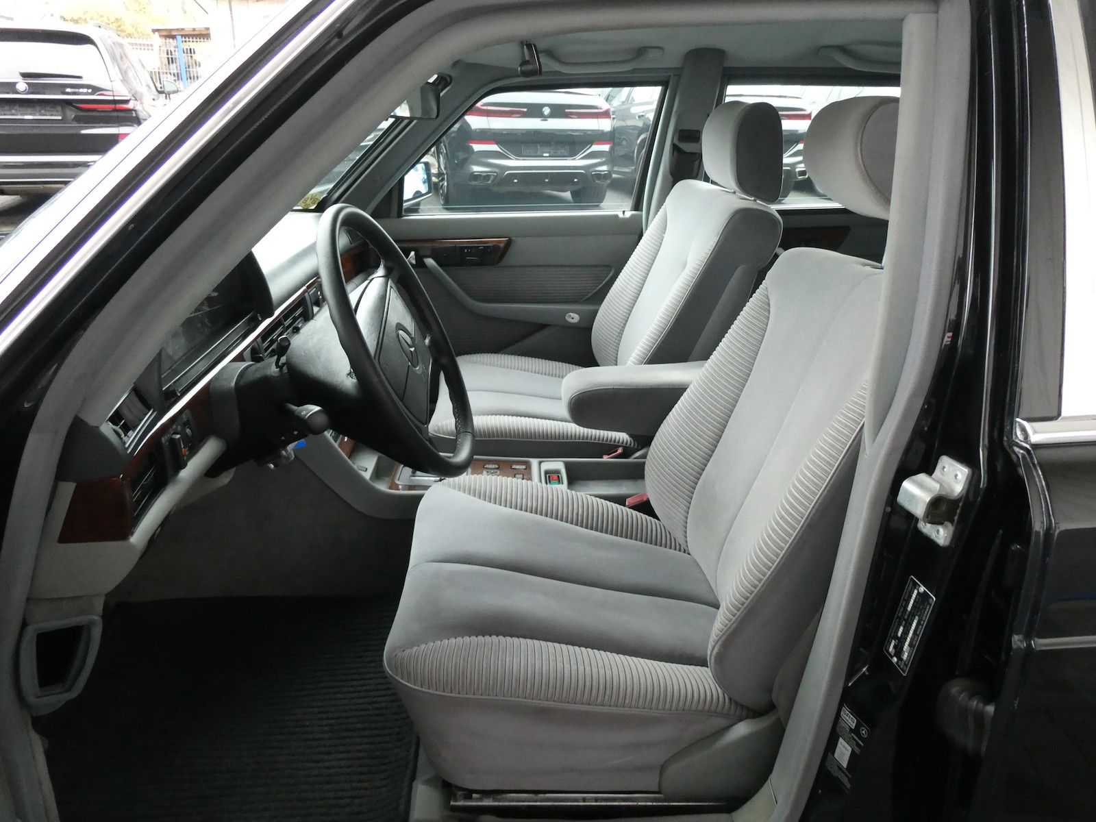 Mercedes-Benz 500 500 SEL, B6 Panzerung, Sonderschutzvariante