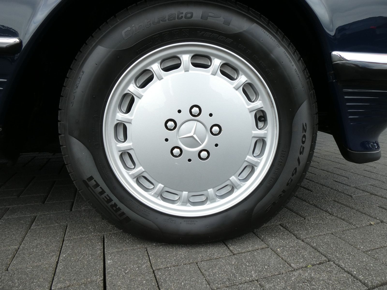 Mercedes-Benz 500 500 SL (R107), wenig KM
