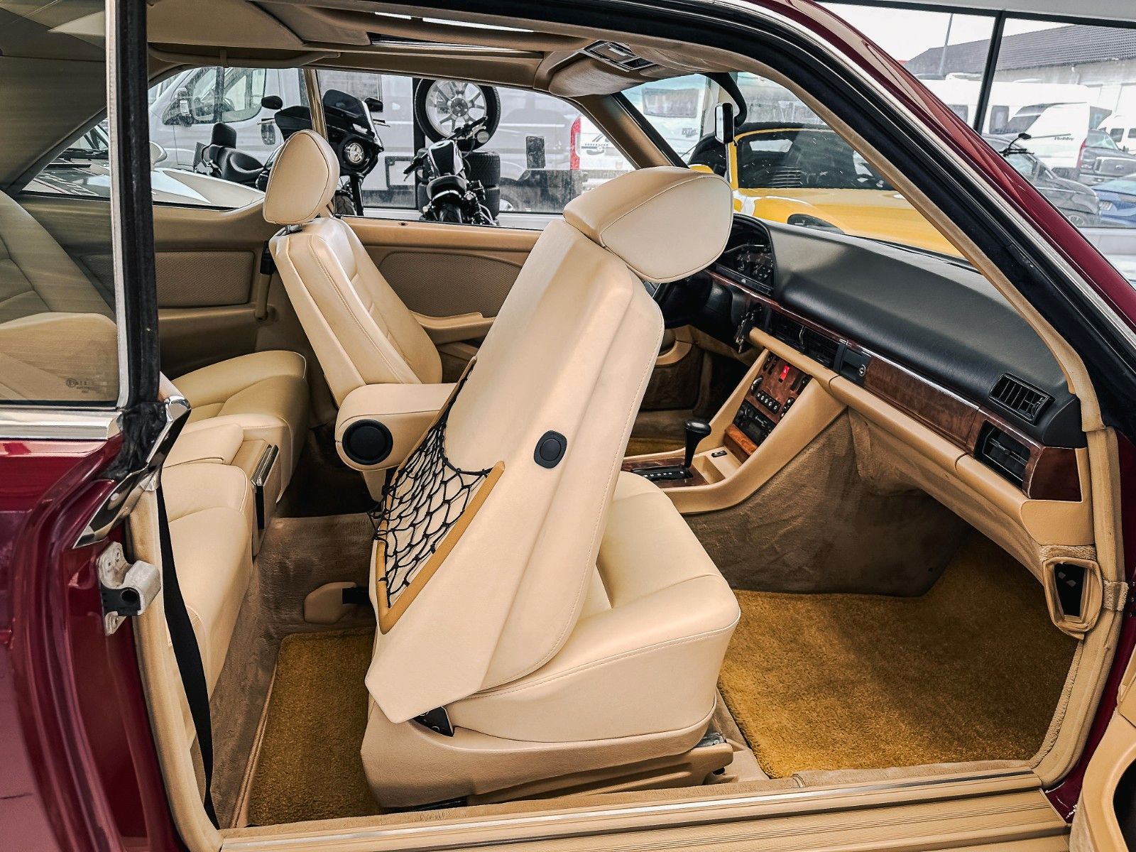 Mercedes-Benz 560 560 SEC COUPE&apos; H-KENNZEICHEN