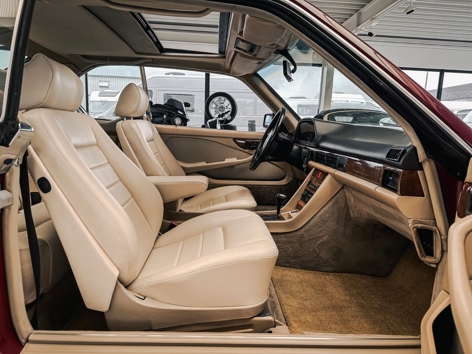 Mercedes-Benz 560 560 SEC COUPE&apos; H-KENNZEICHEN