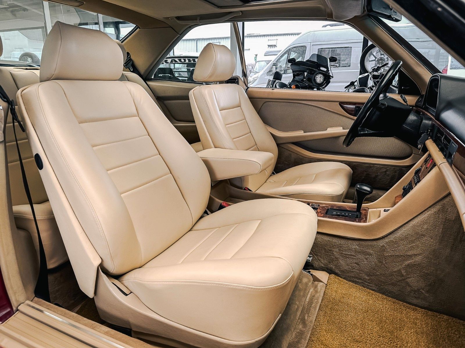 Mercedes-Benz 560 560 SEC COUPE&apos; H-KENNZEICHEN