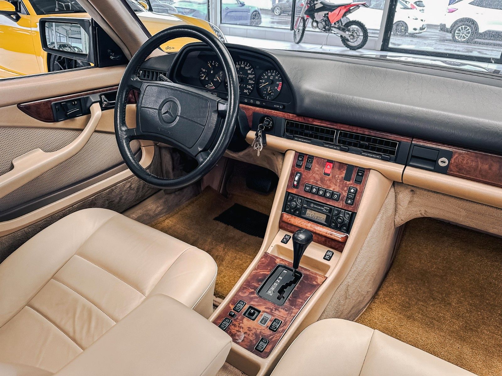 Mercedes-Benz 560 560 SEC COUPE&apos; H-KENNZEICHEN