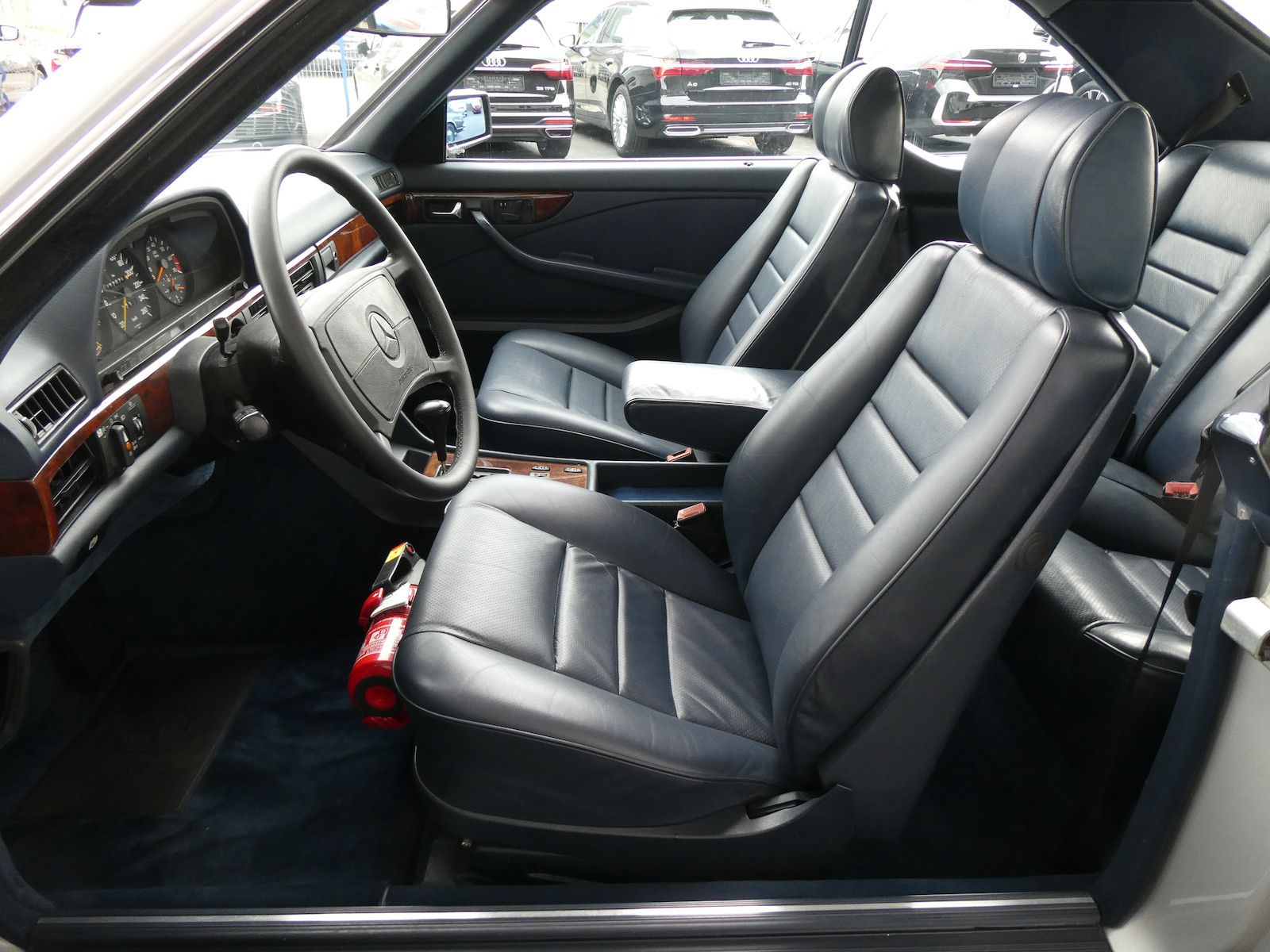 Mercedes-Benz 560 560 SEC (W126), 1. Hand, deutsche Auslieferung