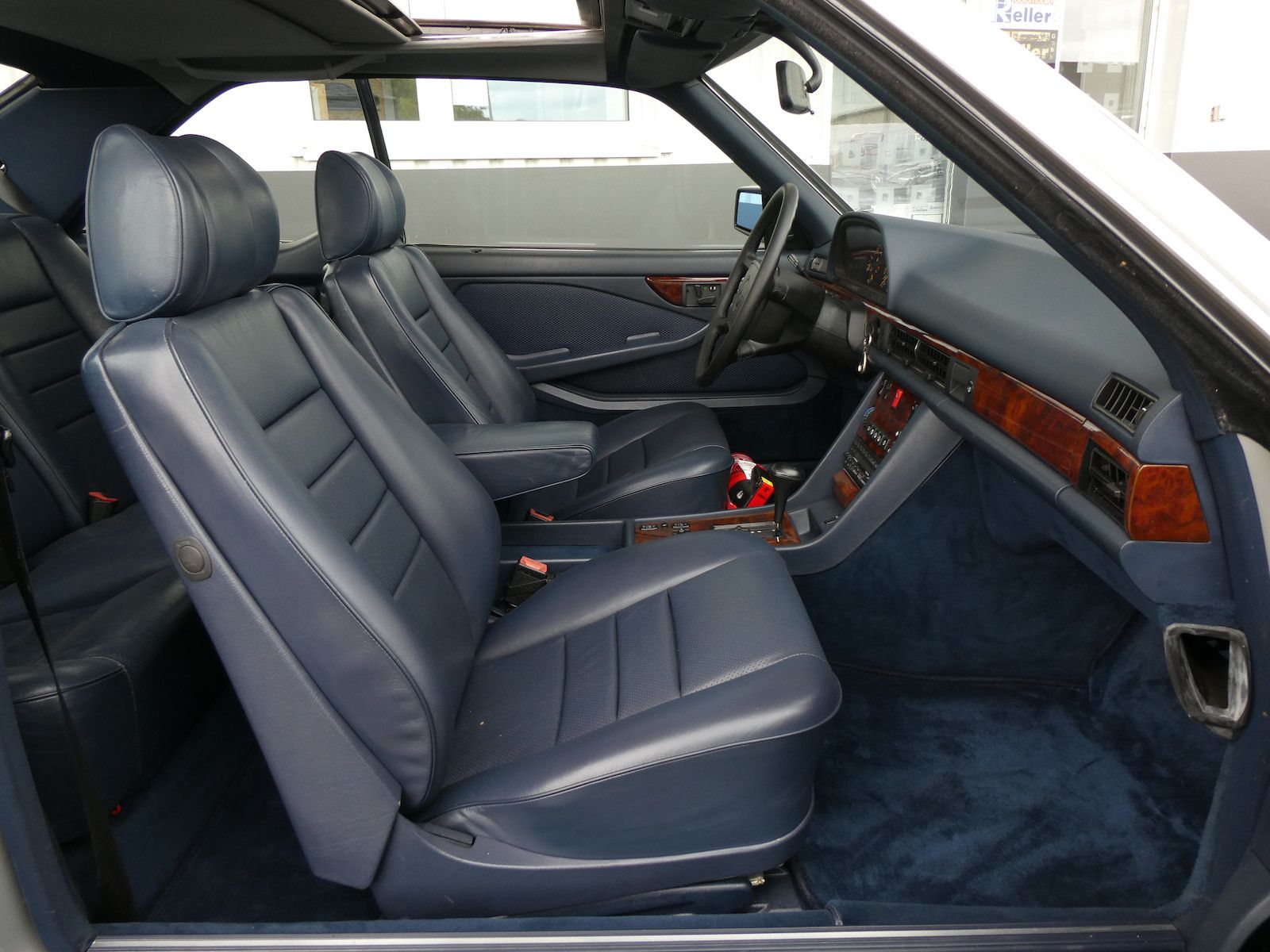 Mercedes-Benz 560 560 SEC (W126), 1. Hand, deutsche Auslieferung