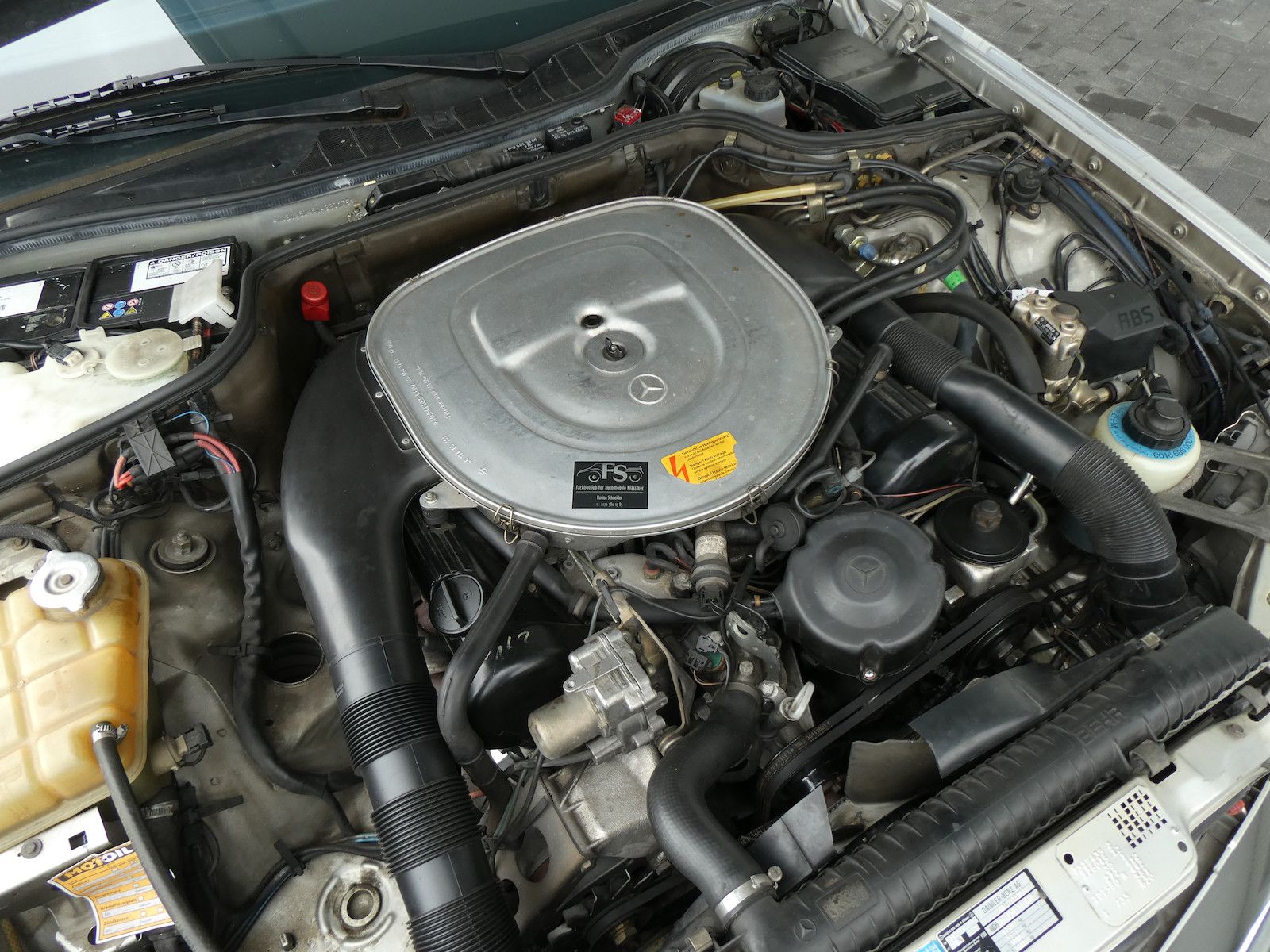 Mercedes-Benz 560 560 SEC (W126), 1. Hand, deutsche Auslieferung
