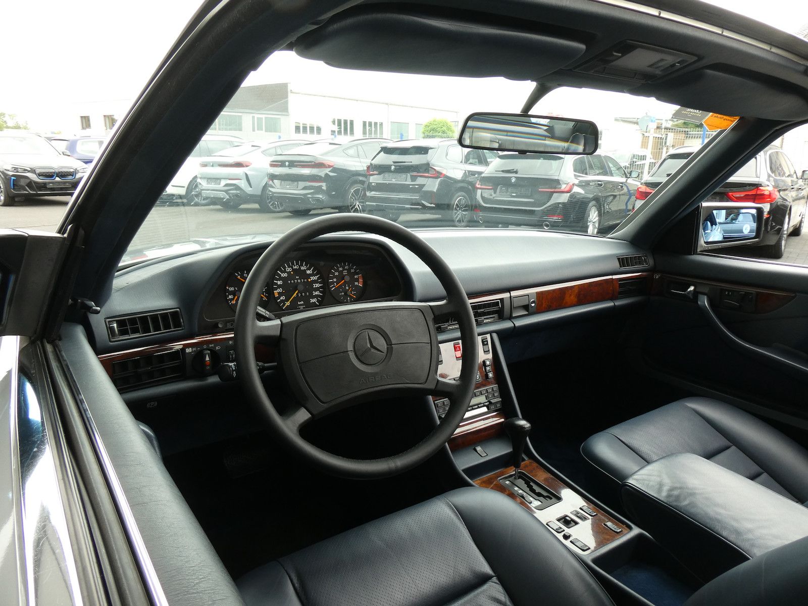 Mercedes-Benz 560 560 SEC (W126), 1. Hand, deutsche Auslieferung