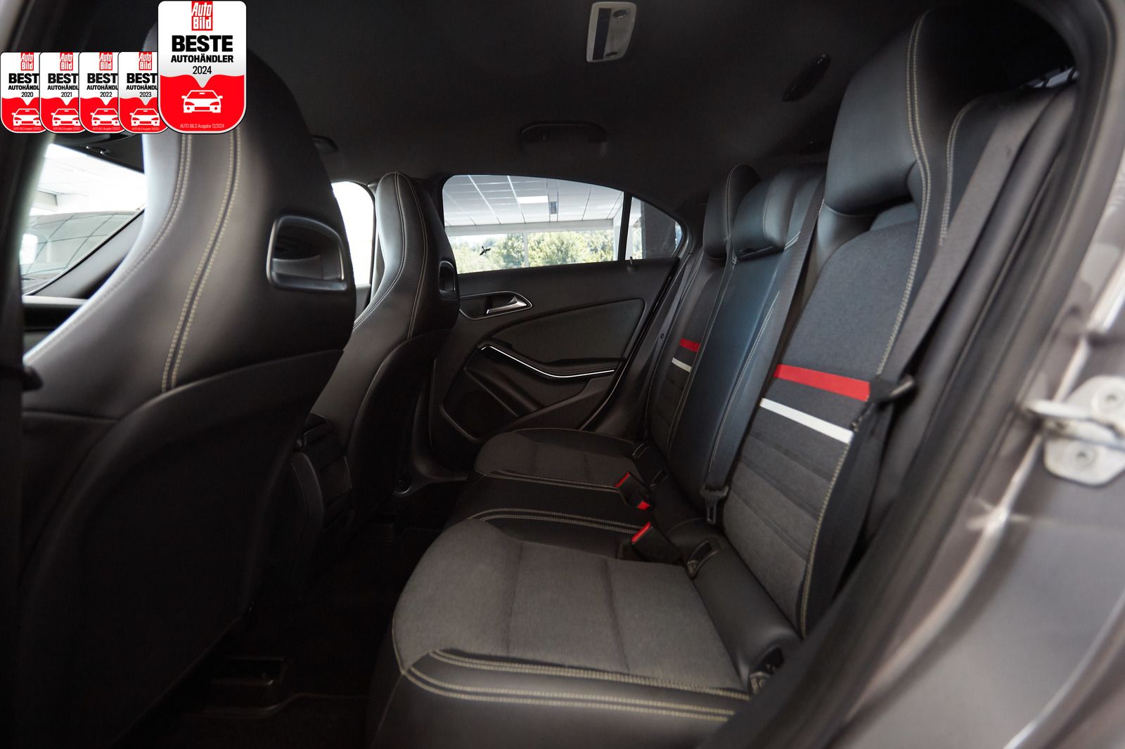 Mercedes-Benz A 180 A 180 STYLE*7G-DCT*NAVI*LEDER*SITZH*PARK-A*TEMPO