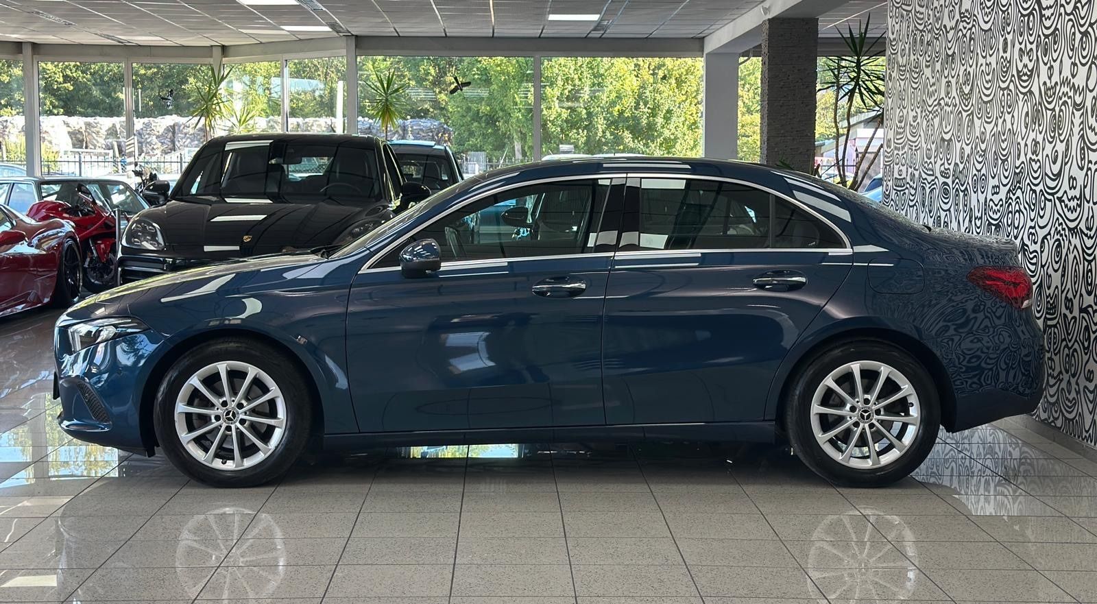 Mercedes-Benz A 200 A 200 Limo 4-MATIC*8G-DCT*WIDE*MBUX*AHK*KAM*STDH