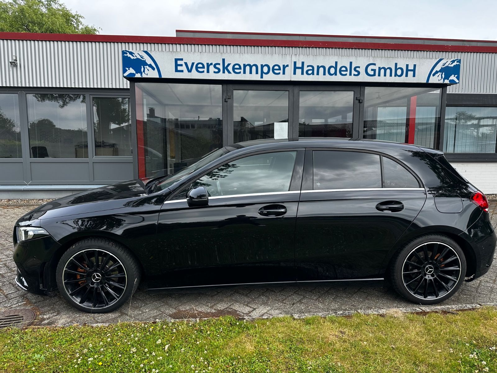 Mercedes-Benz A 200 A 200 - Umbau A35 AMG Optik / Sportabgas.