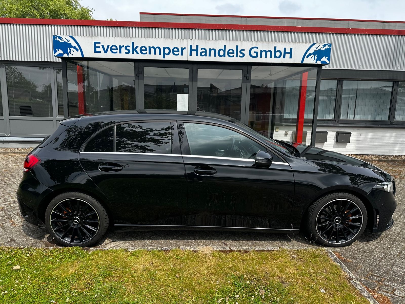 Mercedes-Benz A 200 A 200 - Umbau A35 AMG Optik / Sportabgas.
