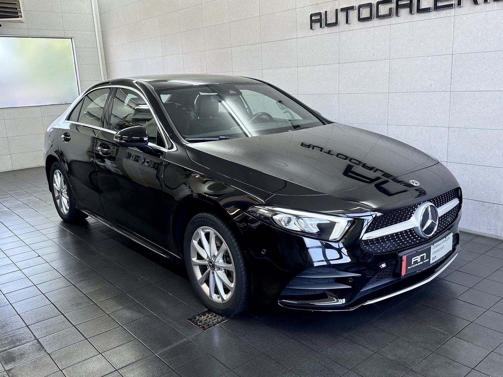 Mercedes-Benz A 250 A 250 e AMG Line Business+Connect Paket