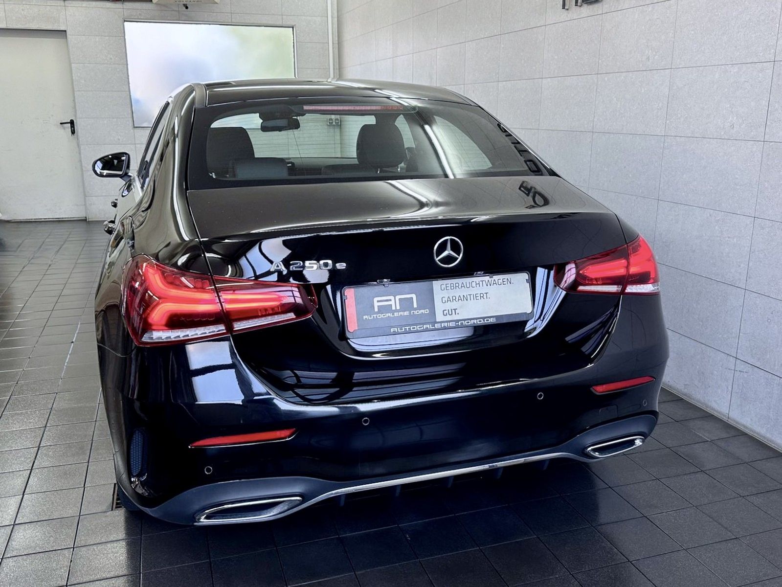 Mercedes-Benz A 250 A 250 e AMG Line Business+Connect Paket