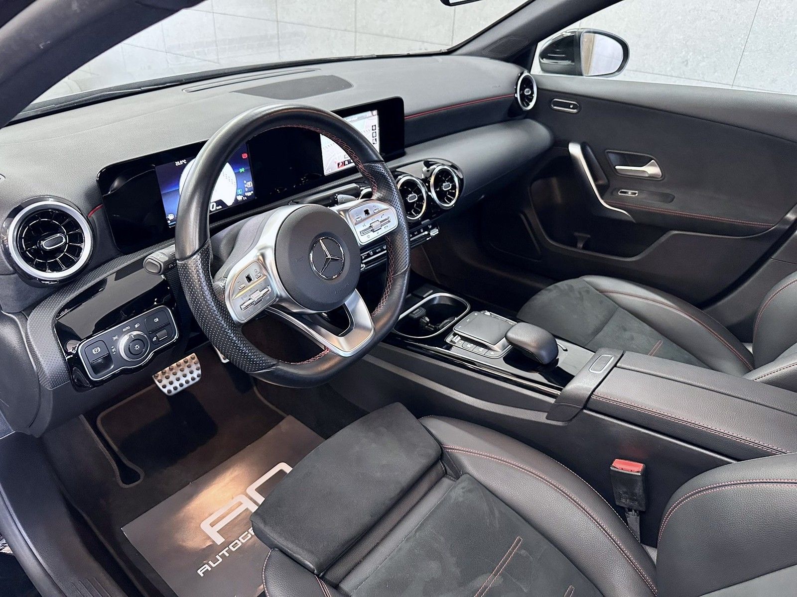 Mercedes-Benz A 250 A 250 e AMG Line Business+Connect Paket