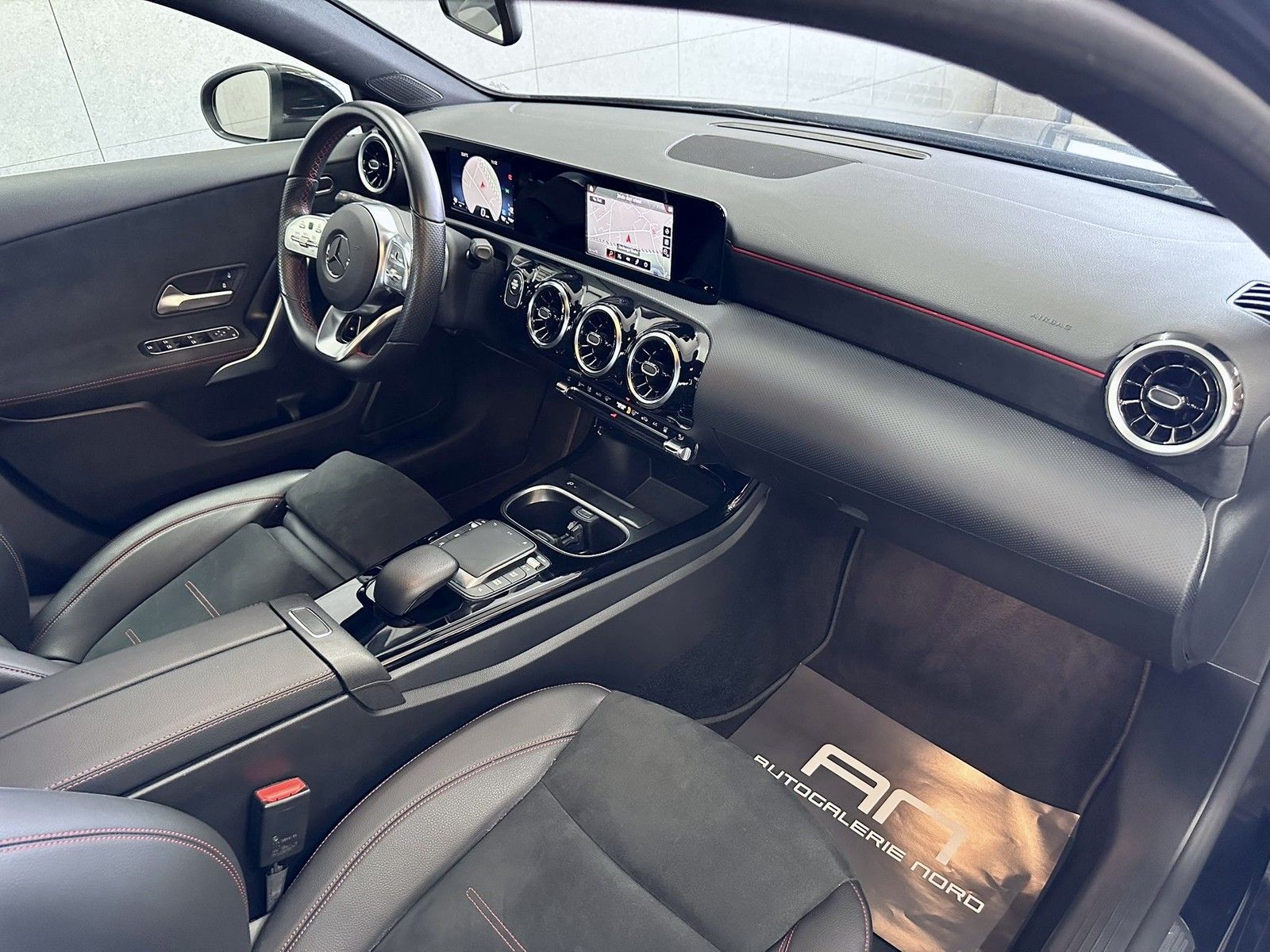 Mercedes-Benz A 250 A 250 e AMG Line Business+Connect Paket