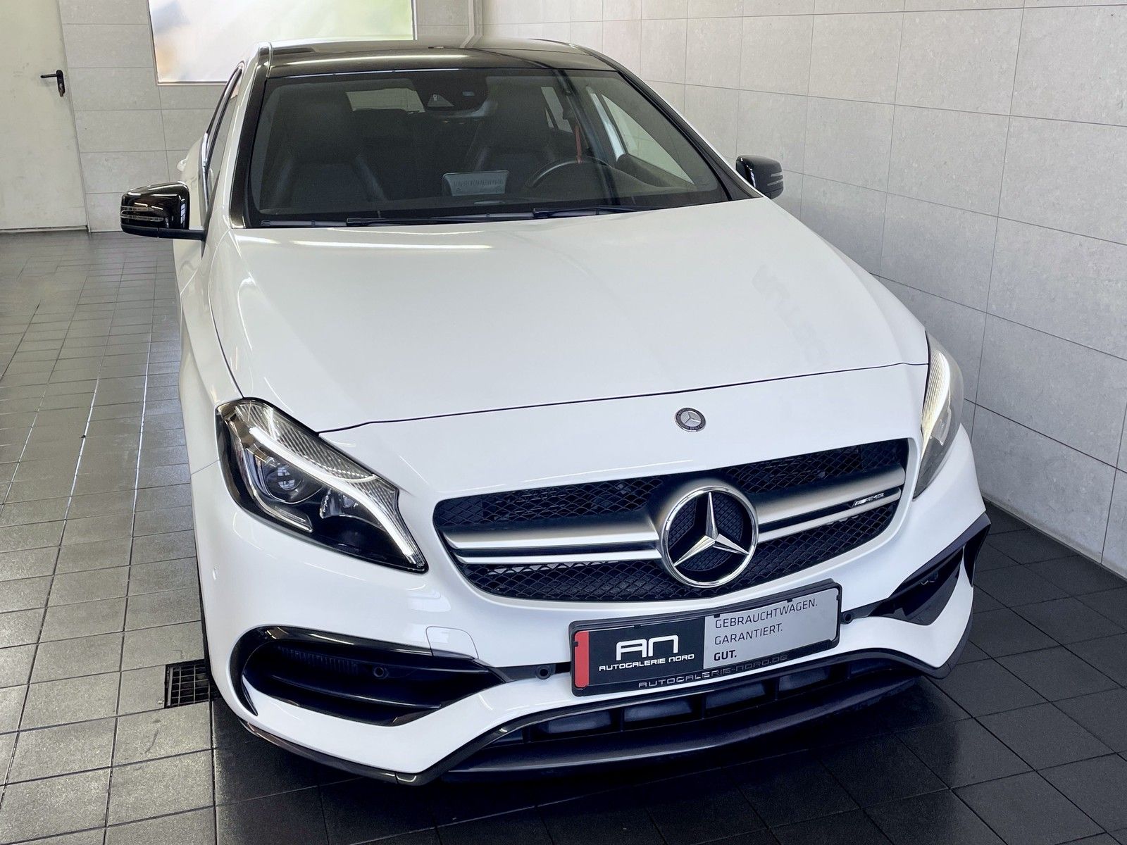Mercedes-Benz A 45 AMG A 45 AMG 4M Performance Pano+Night+Sportabgas