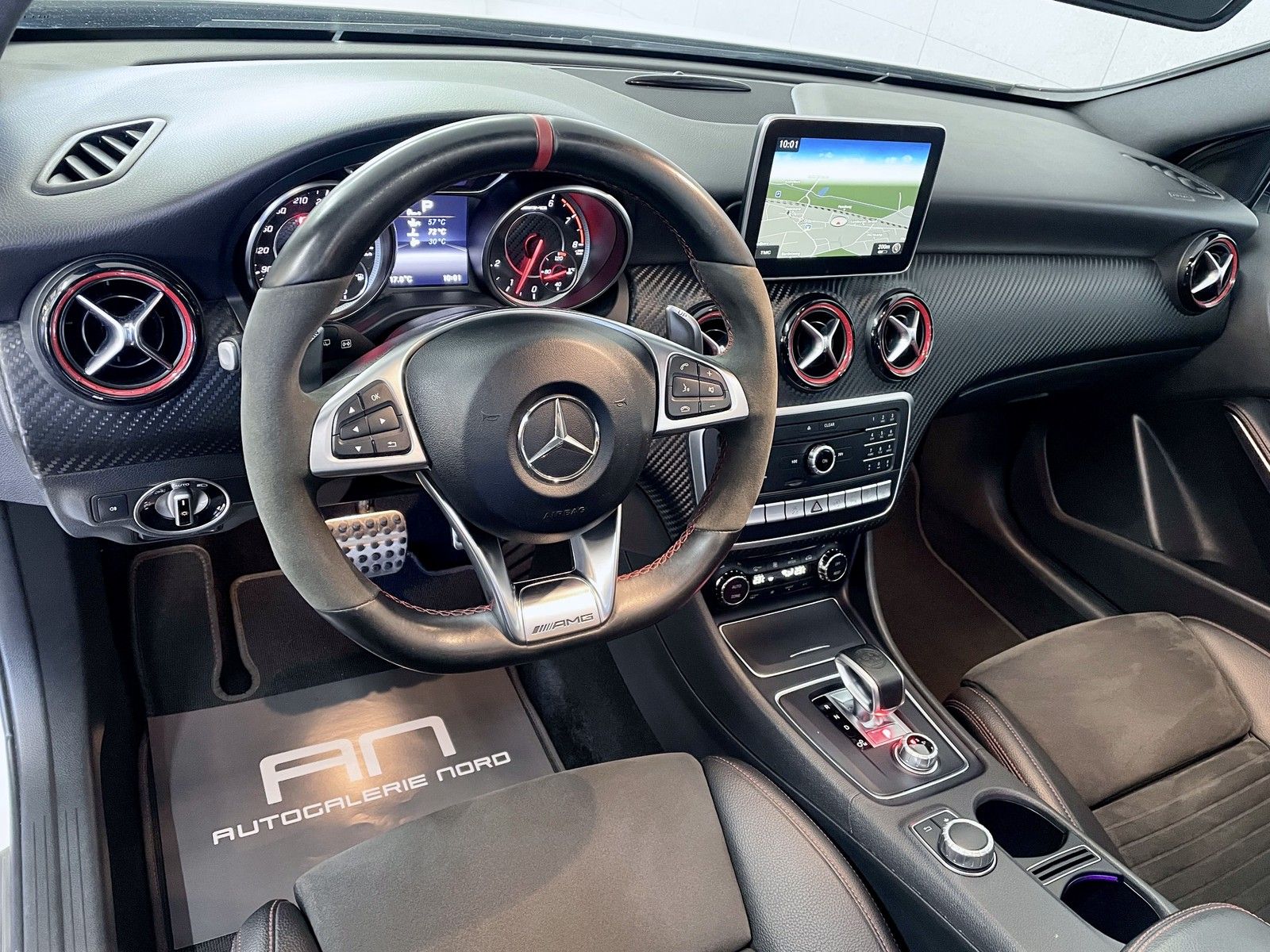 Mercedes-Benz A 45 AMG A 45 AMG 4M Performance Pano+Night+Sportabgas