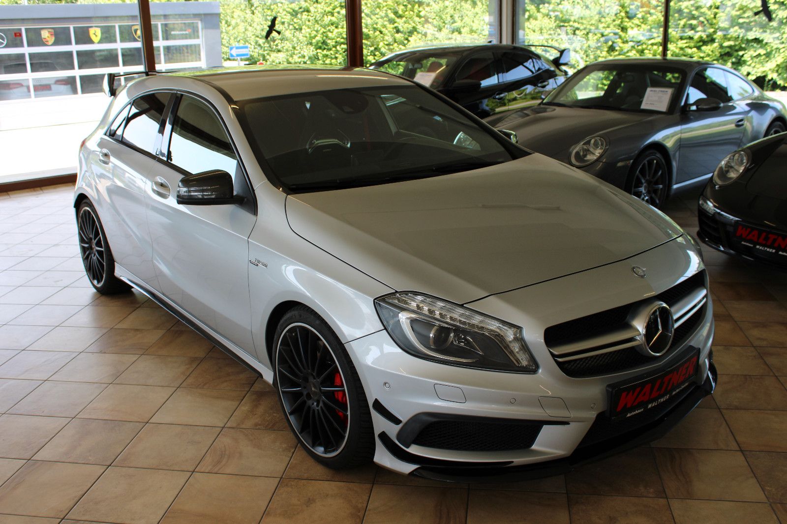 Mercedes-Benz A 45 AMG A 45 AMG *AMG-Racing Perf.+Perfom.-Sitze+SAGA*