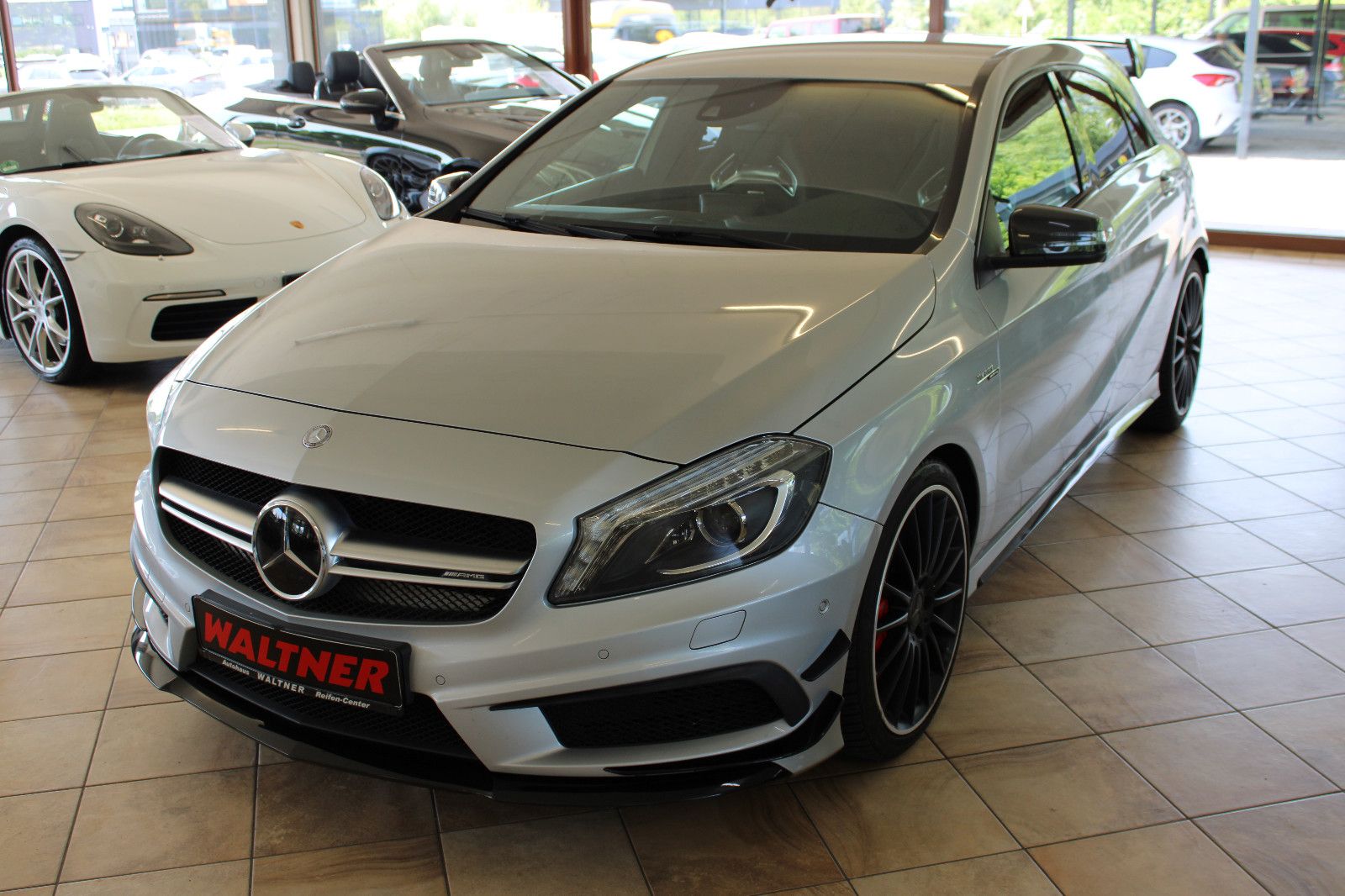 Mercedes-Benz A 45 AMG A 45 AMG *AMG-Racing Perf.+Perfom.-Sitze+SAGA*