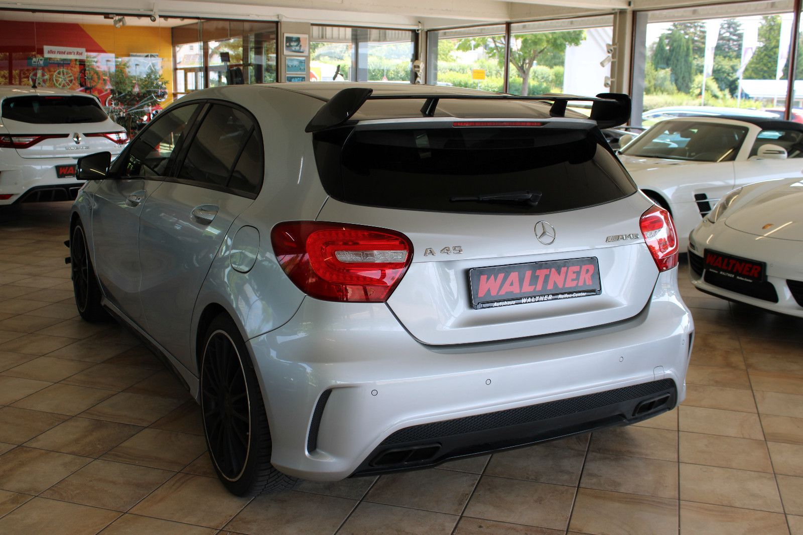 Mercedes-Benz A 45 AMG A 45 AMG *AMG-Racing Perf.+Perfom.-Sitze+SAGA*