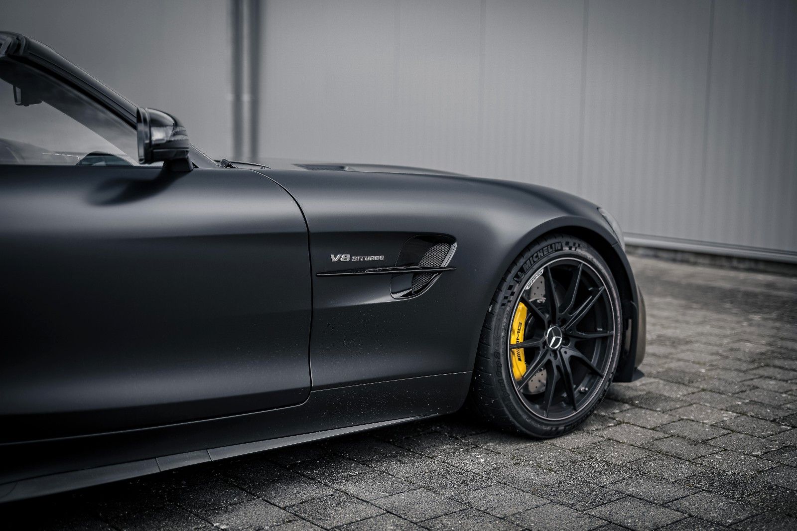 Mercedes-Benz AMG GT R AMG GT R Roadster