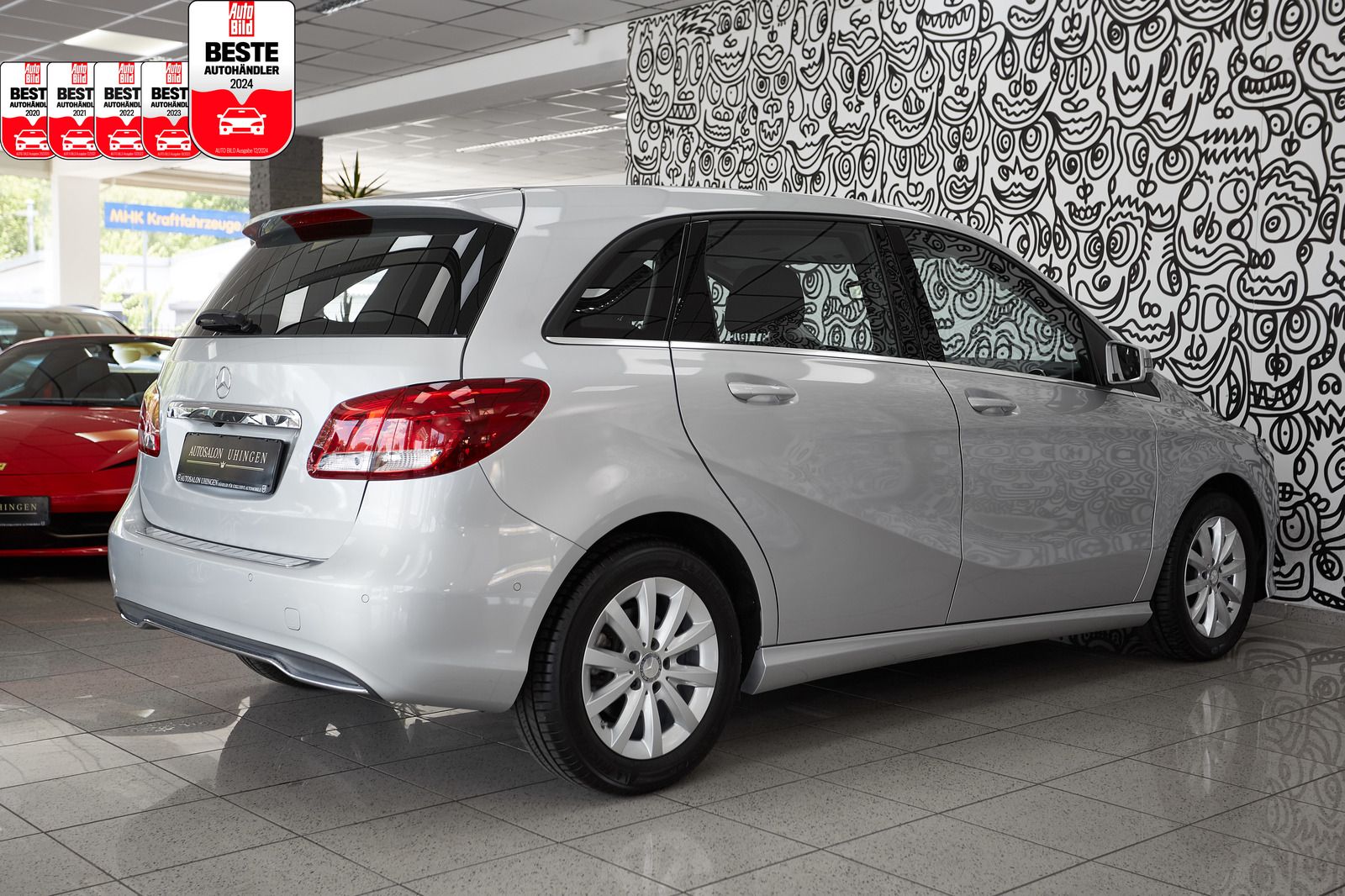 Mercedes-Benz B 180 B 180 7G-DCT*NAVI*AHK*KAMERA*SITZH*TEMPOM*PARK-A