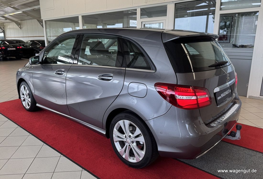 Mercedes-Benz B 180 B 180 *Navi*Park-Assist*Cam*Automatik*ServiceNeu