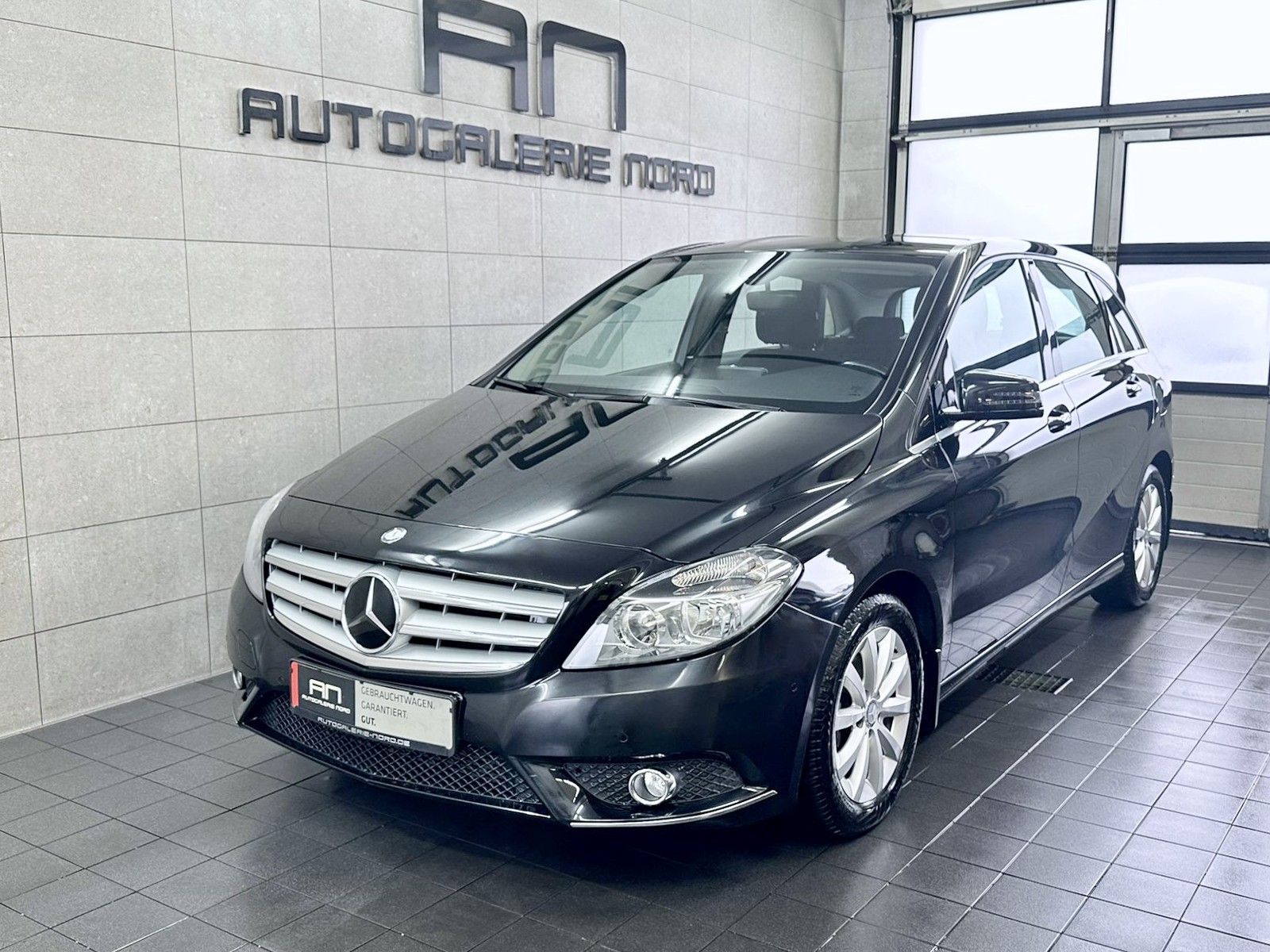 Mercedes-Benz B 180 B 180 Navi+Sitzheizung+Tempomat+PDC