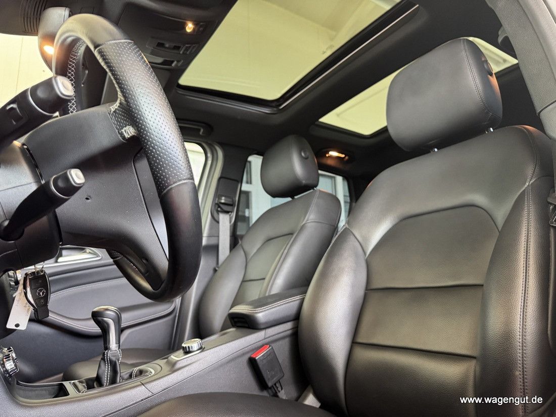 Mercedes-Benz B 200 B 200 *AHK*Comand*Panorama*Xenon*SportPaket*