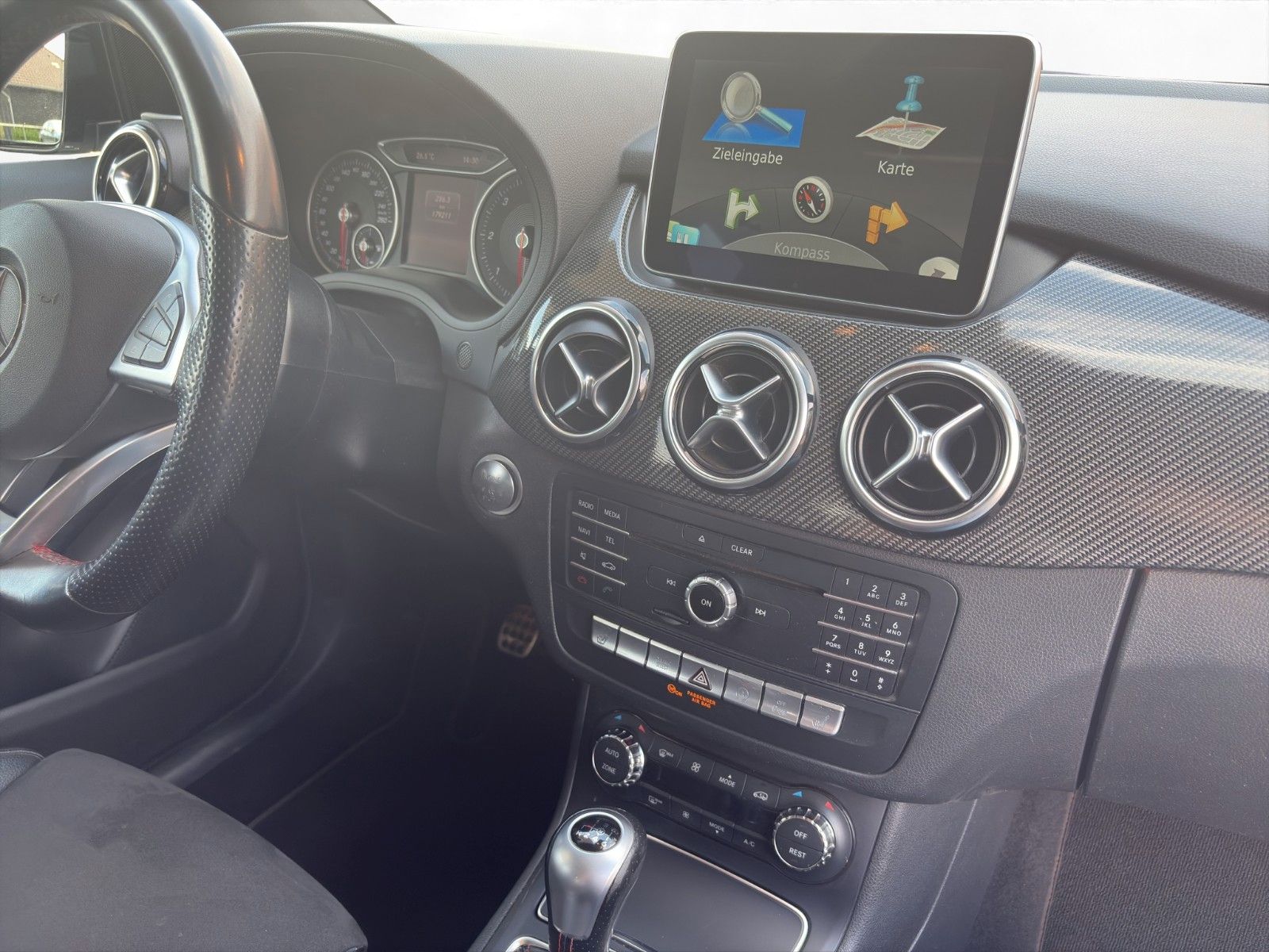 Mercedes-Benz B 200 B 200d AMG Pano AHK
