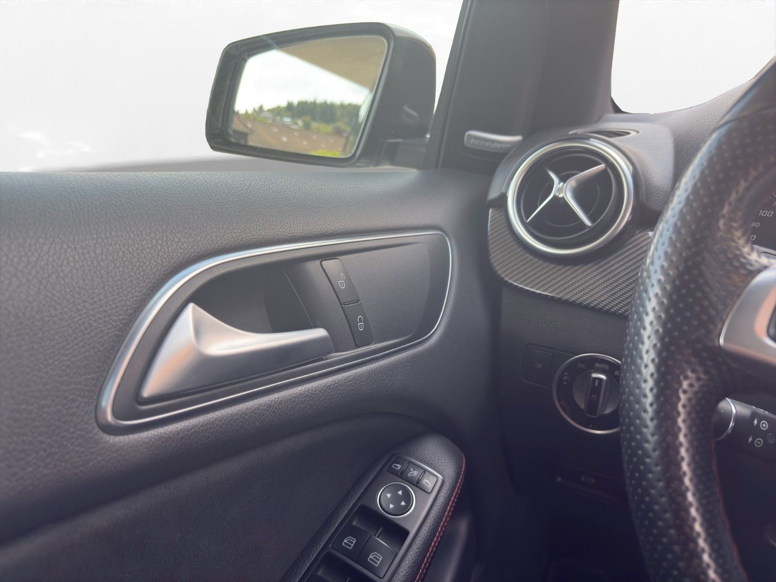 Mercedes-Benz B 200 B 200d AMG Pano AHK