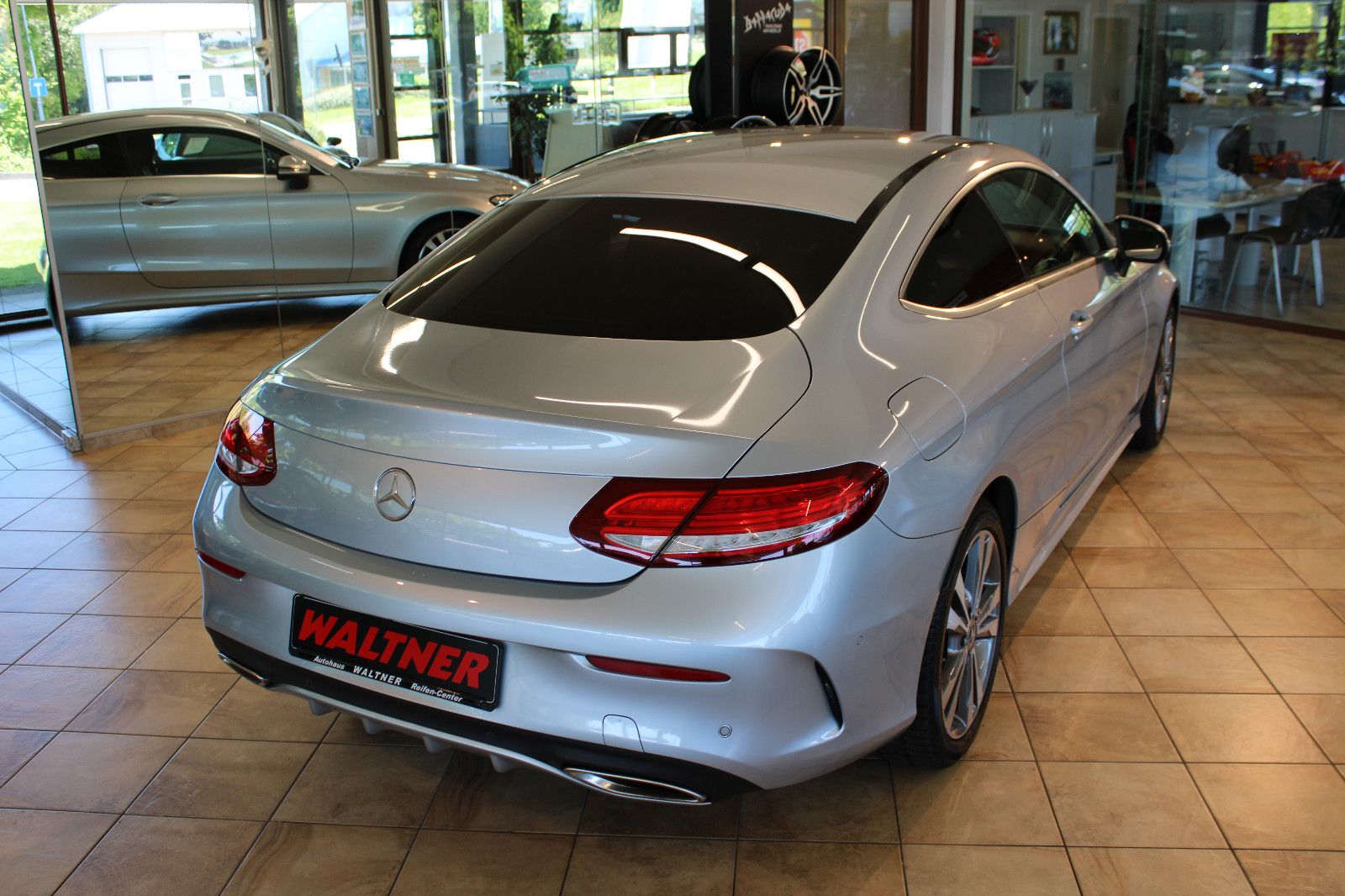 Mercedes-Benz C 180 C 180 Coupe *AMG-Line+Deutsch*