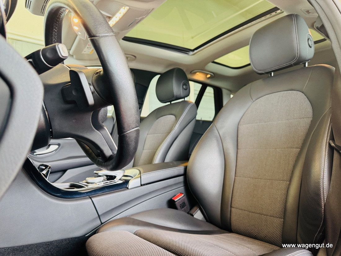 Mercedes-Benz C 180 C 180 T-Modell*CAM*AHK*PANORAMA*Apple-CarPlay*