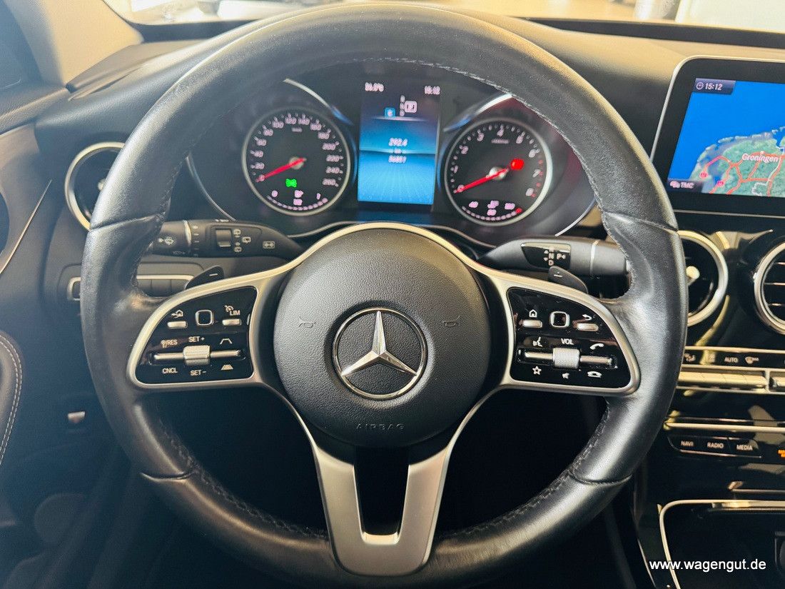 Mercedes-Benz C 180 C 180 T-Modell*CAM*AHK*PANORAMA*Apple-CarPlay*