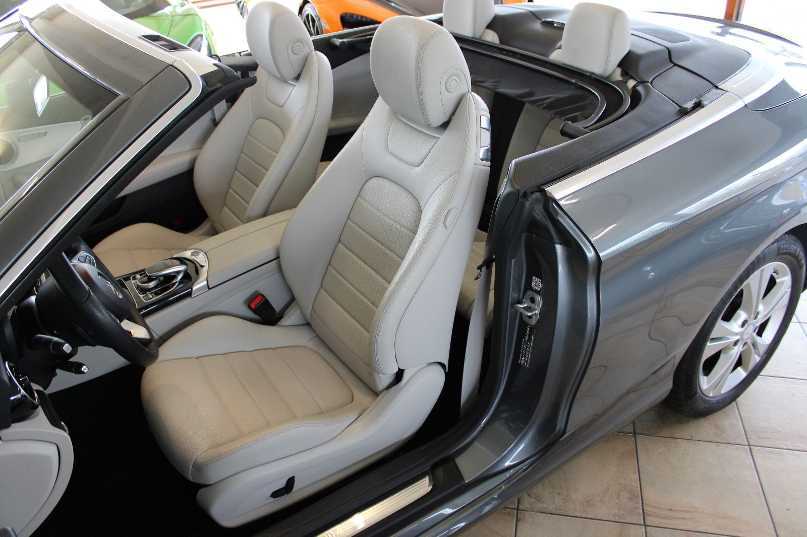 Mercedes-Benz C 200 C 200 Cabrio *48.000 KM+Top Zustand*