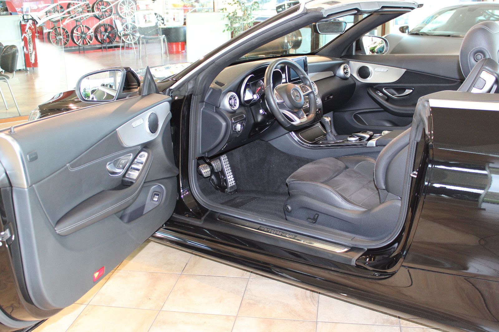 Mercedes-Benz C 200 C 200 Cabrio *AMG+Voll+Top Zustand*