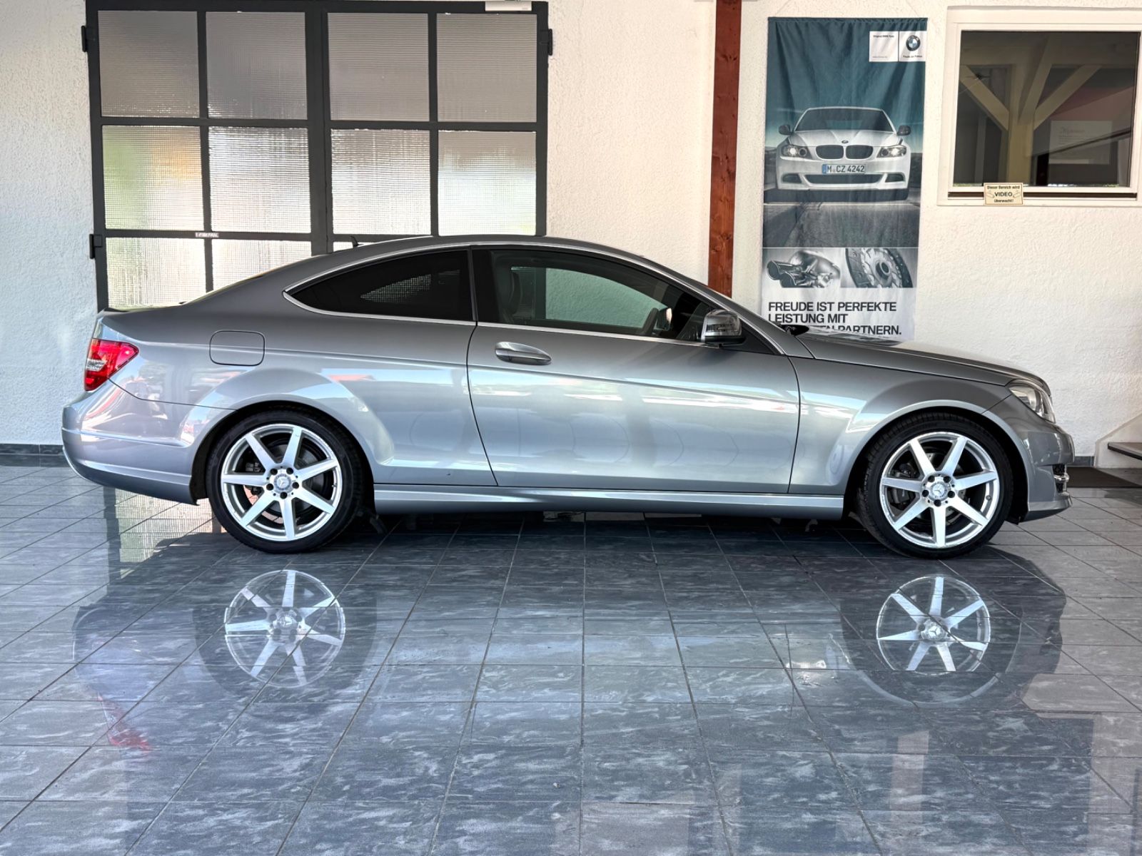 Mercedes-Benz C 200 C 200 Coupe AMG PDC Aut. Navi. Alarm PDC Xenon