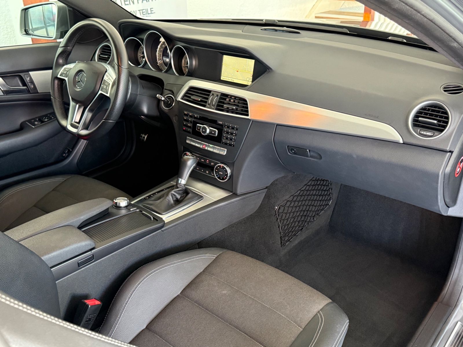 Mercedes-Benz C 200 C 200 Coupe AMG PDC Aut. Navi. Alarm PDC Xenon