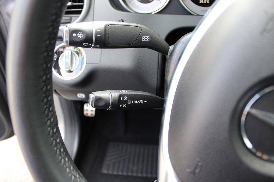 Mercedes-Benz C 200 C 200 Coupe AMG PDC Aut. Navi. Alarm PDC Xenon