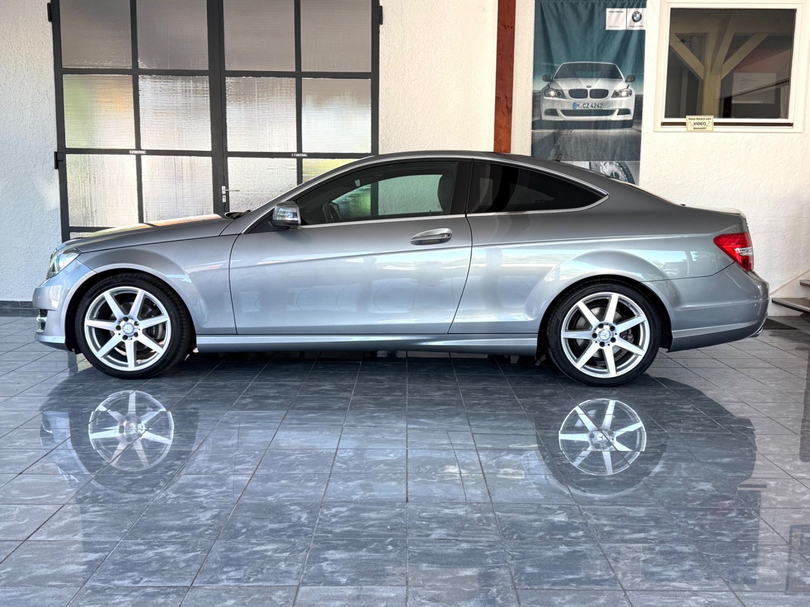 Mercedes-Benz C 200 C 200 Coupe AMG PDC Aut. Navi. Alarm PDC Xenon