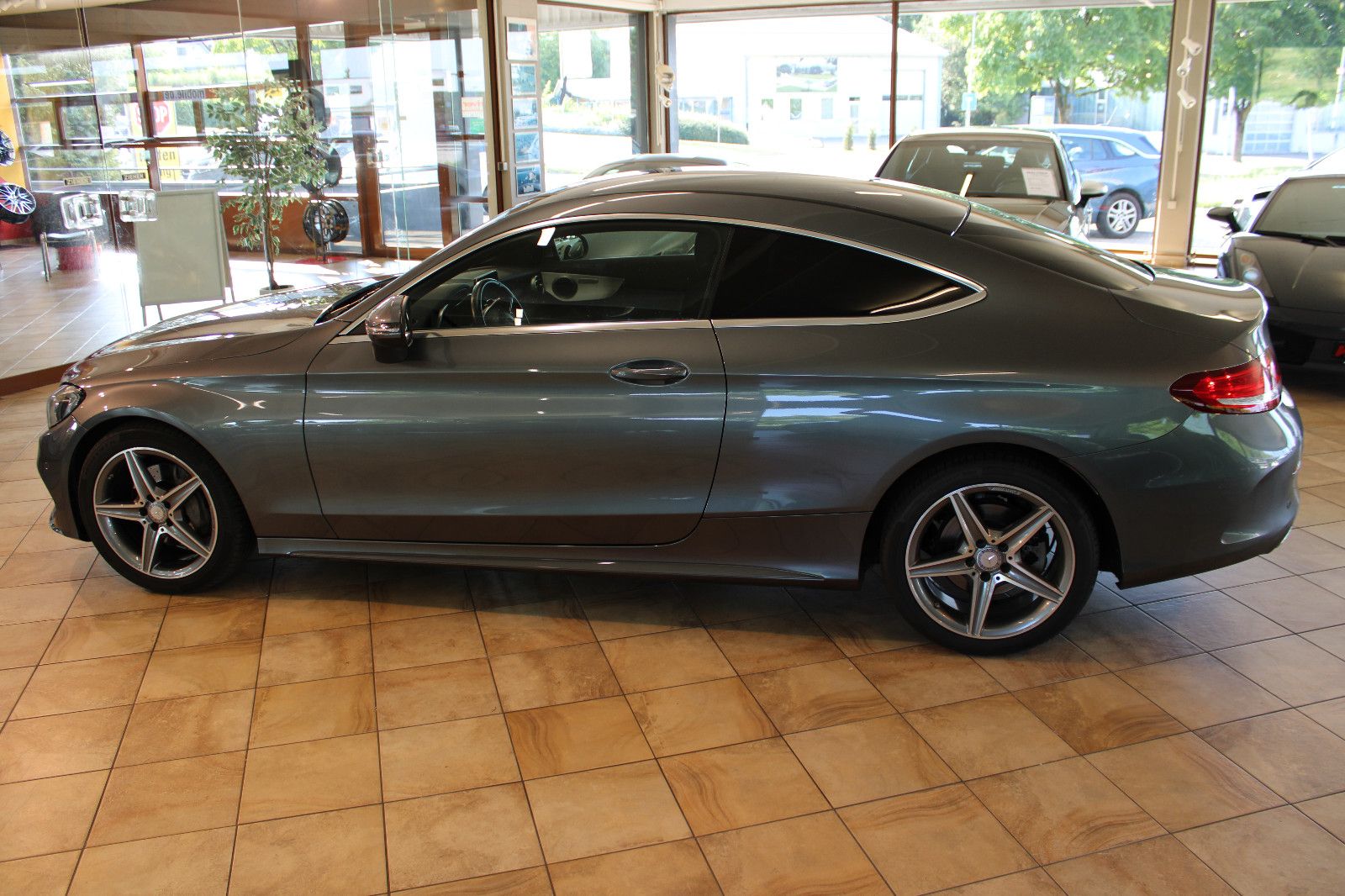 Mercedes-Benz C 220 C 220 d Coupe *AMG-Line+Top Zustand+wenig KM*