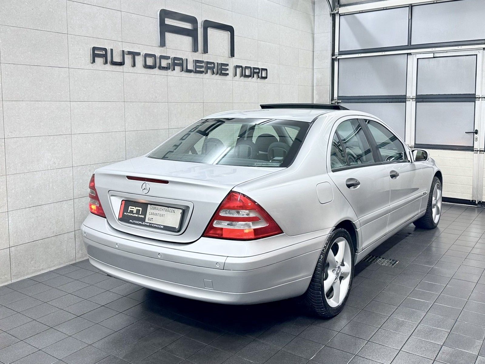 Mercedes-Benz C 270 C 270 CDI Aut. 2. Hand+Navi+Tempomat+PDCC