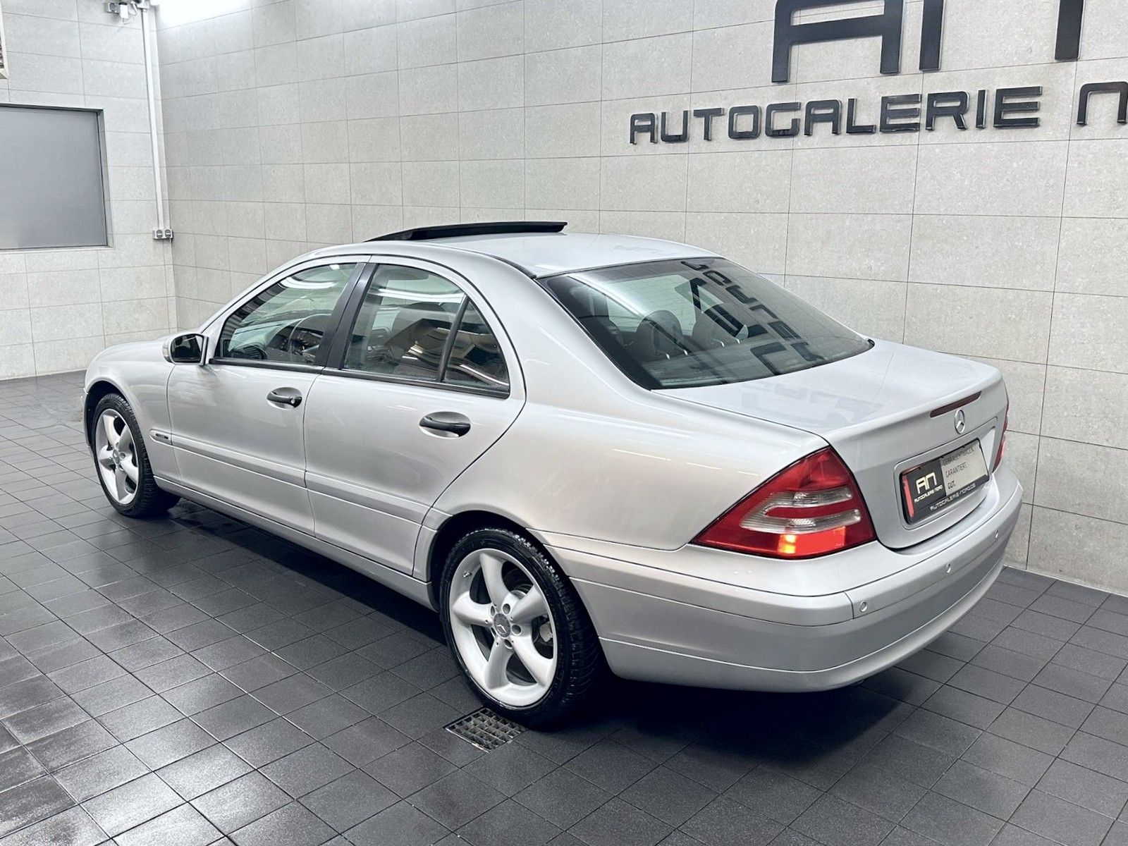 Mercedes-Benz C 270 C 270 CDI Aut. 2. Hand+Navi+Tempomat+PDCC
