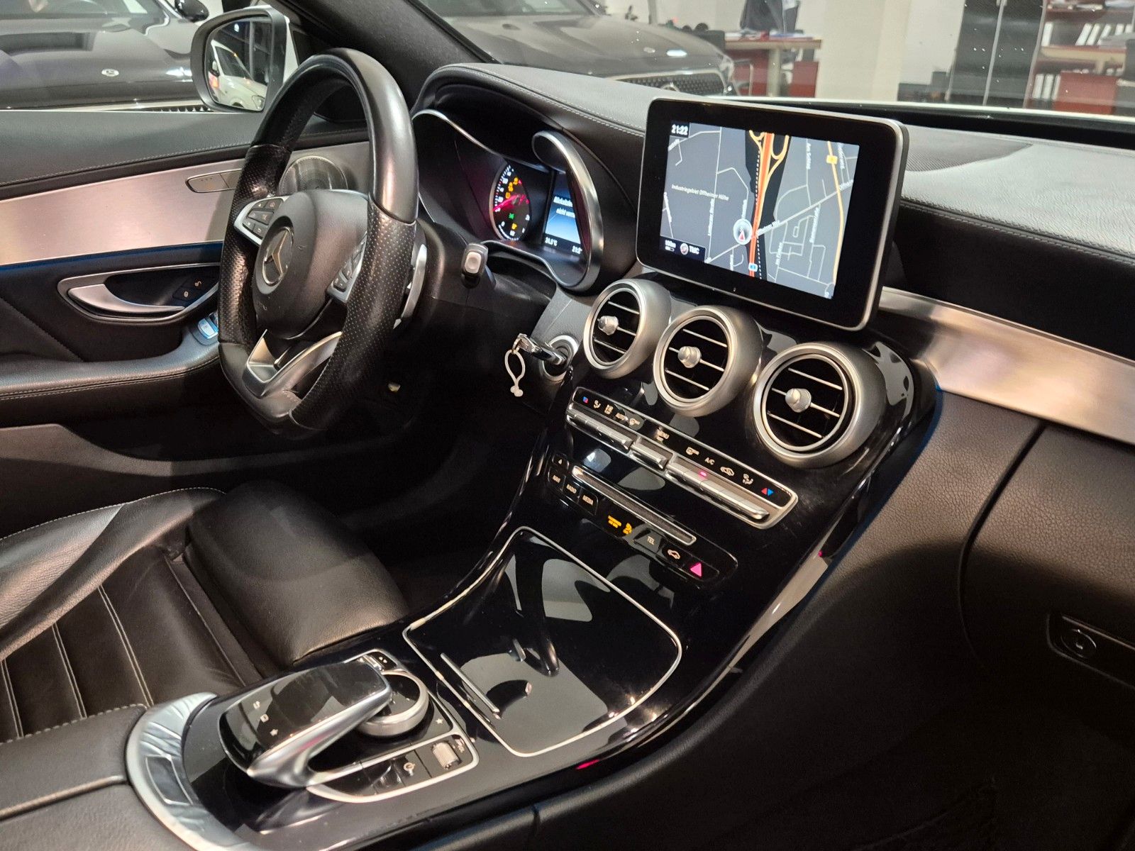 Mercedes-Benz C 400 C 400 4Matic Lim. AMG Line, HUD, Burmester,Leder