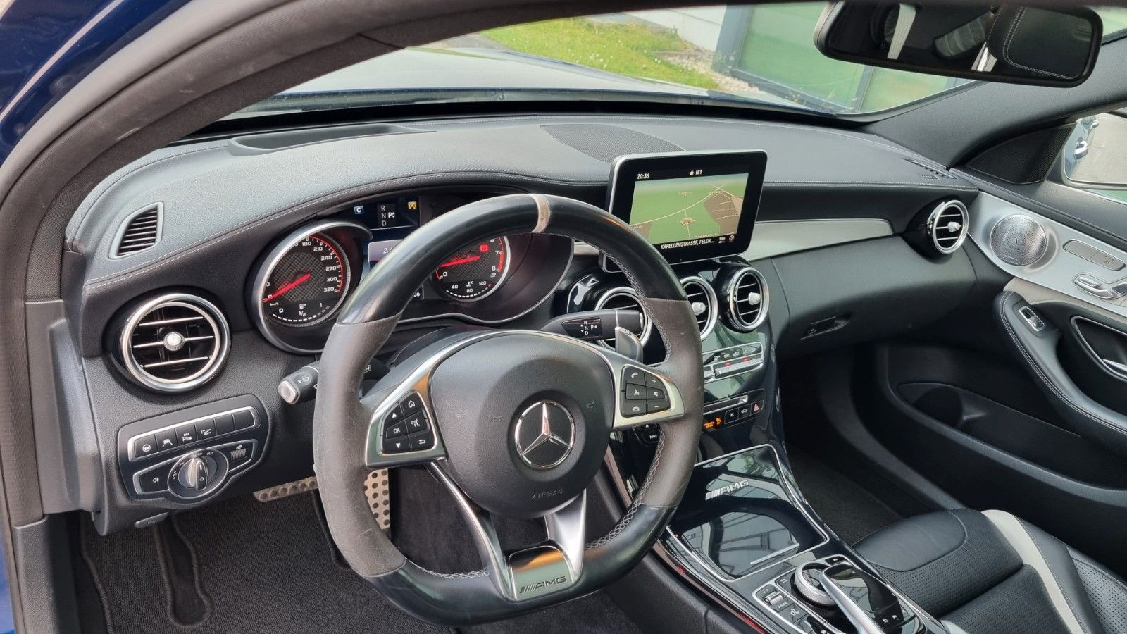 Mercedes-Benz C 63 AMG C 63 AMG Performance 19&apos; Drivers Pano Burmester
