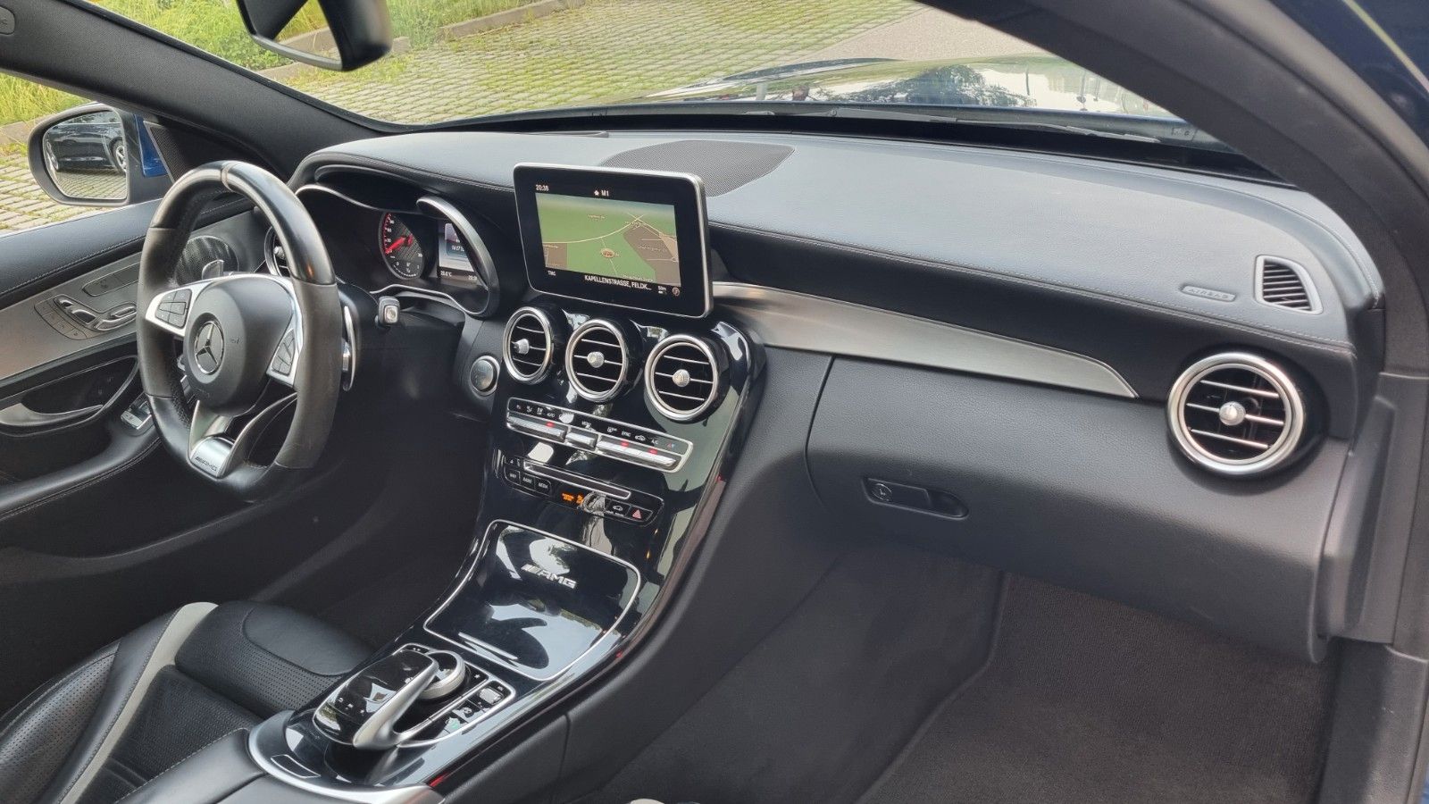 Mercedes-Benz C 63 AMG C 63 AMG Performance 19&apos; Drivers Pano Burmester