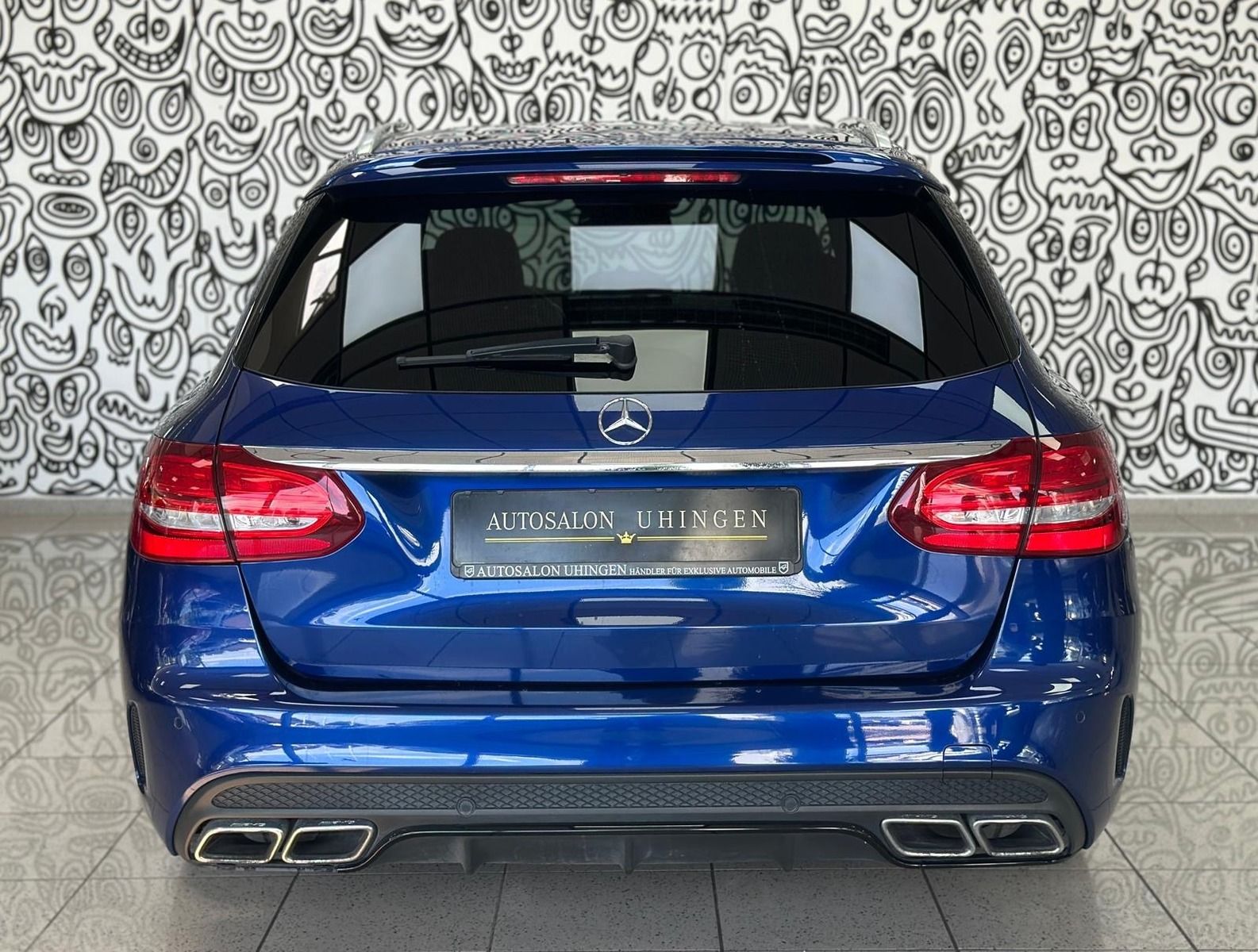 Mercedes-Benz C 63 AMG C63 AMG DESIGNO*BURMESTER*DISTRONIC*HEAD-UP*VOLL
