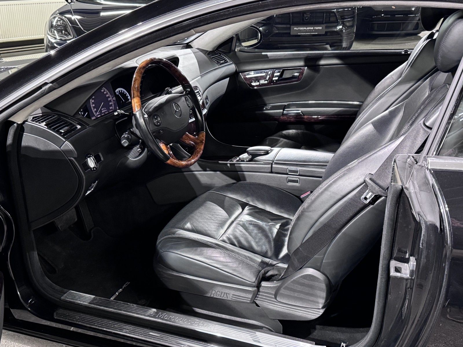 Mercedes-Benz CL 500 CL 500 Distronic+SHD+Harmann/K.+Sitzbelüf+AMG