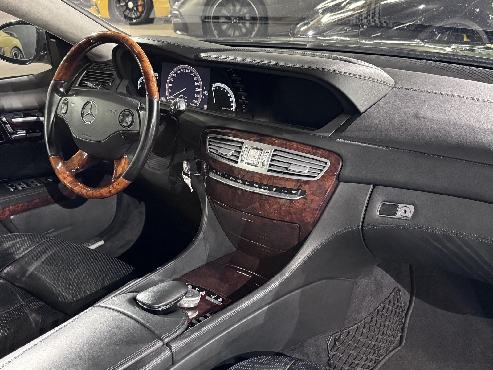 Mercedes-Benz CL 500 CL 500 Distronic+SHD+Harmann/K.+Sitzbelüf+AMG