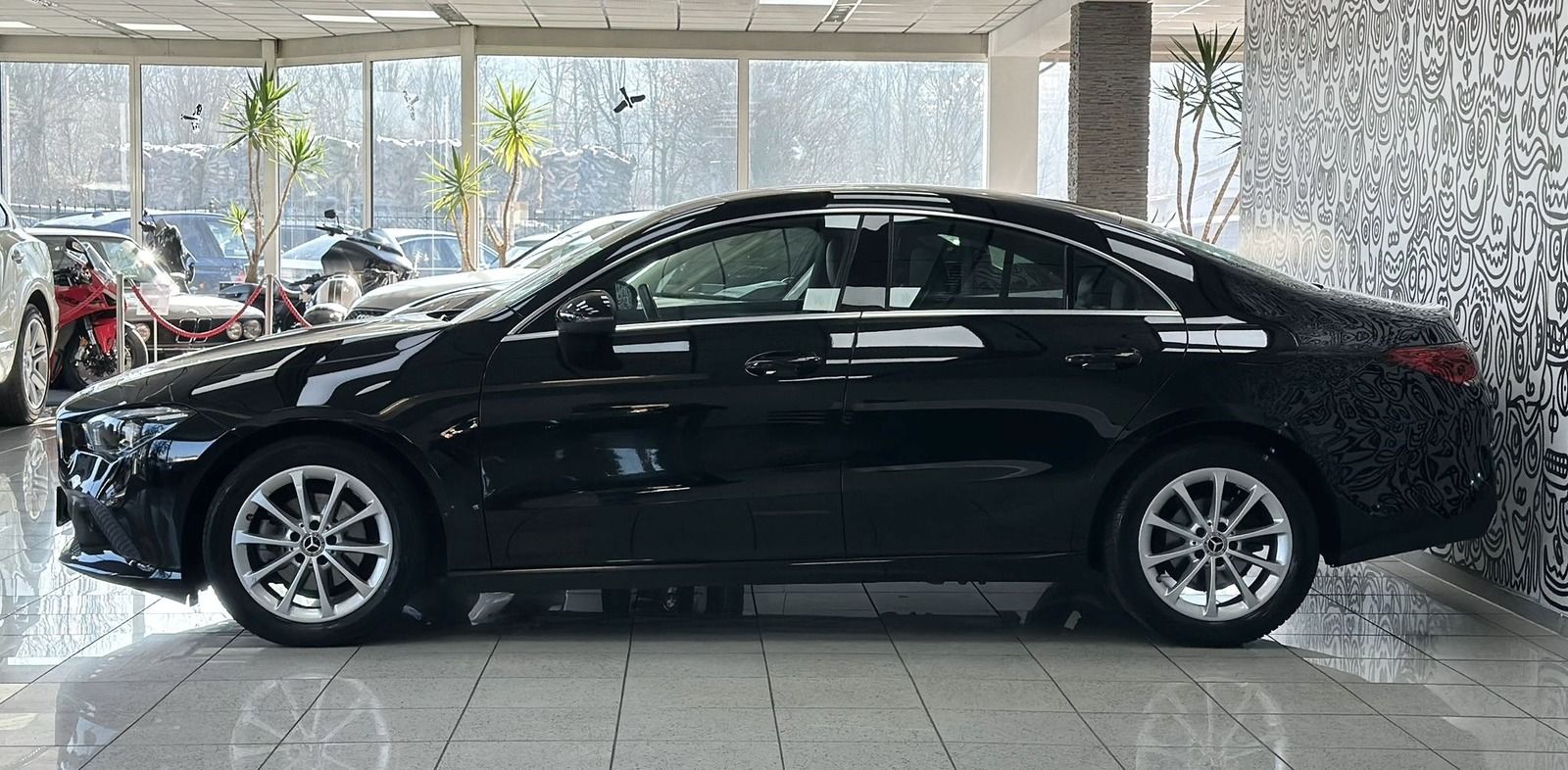 Mercedes-Benz CLA 180 CLA 180 7G-DCT*MBUX*WIDESCREEN*KAMERA*BURMESTER*