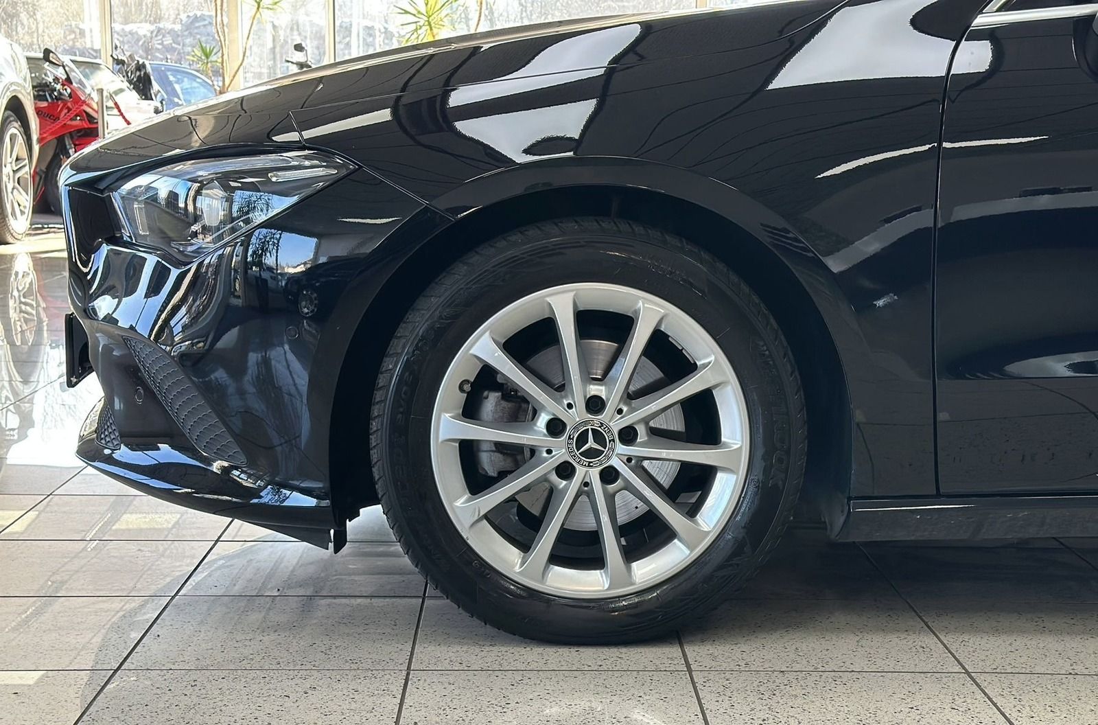 Mercedes-Benz CLA 180 CLA 180 7G-DCT*MBUX*WIDESCREEN*KAMERA*BURMESTER*